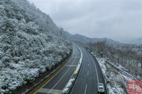大雪突袭日照 今早8点高速公路已封路 - 今日要闻 - 中国网 • 山东