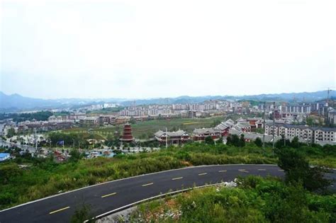 大方县旅游文化长廊景观——斗姥阁-贵州旅游在线