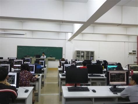 计算机与信息学院2017级软件工程专业实训工作顺利开展