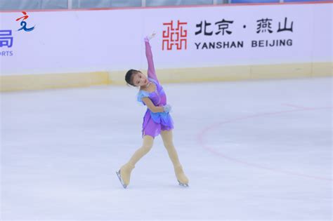身披华彩 冰上起舞—2021年北京市青少年花样滑冰锦标赛圆满结束 - 北京市体育局网站