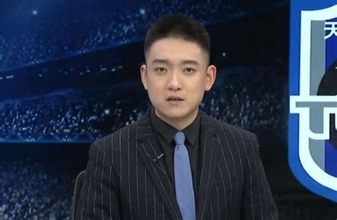 刘焕 “英式解说范+专业数据流”的代表_PP视频体育频道