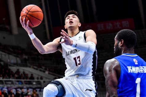 中国目前年薪最高的篮球运动员 易建联第一真正门面支柱 - NBA