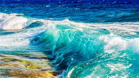 大海中波涛汹涌的海浪摄影jpg格式图片下载_熊猫办公