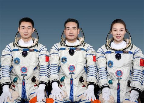 中国航天专家庞之浩：去火星最好配备女航天员_手机新浪网