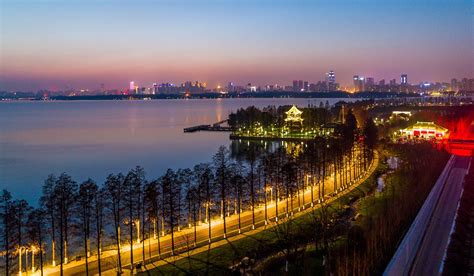 武汉旅游攻略|串联东湖多景点一日游|大好春光，三条东湖线路任你把东湖玩遍！_旅游攻略_腾旅旅游_旅游年卡