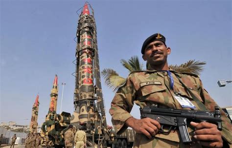 印度将导弹战略列为印军优先发展路径_凤凰网视频_凤凰网