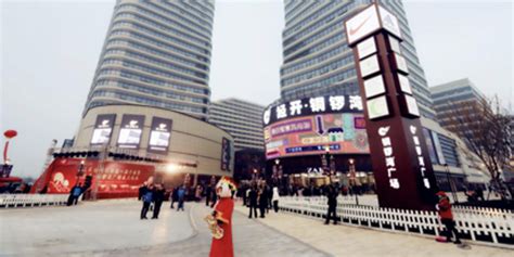 30天连开4城吾悦广场 新城控股商业版图持续壮大 | 每经网