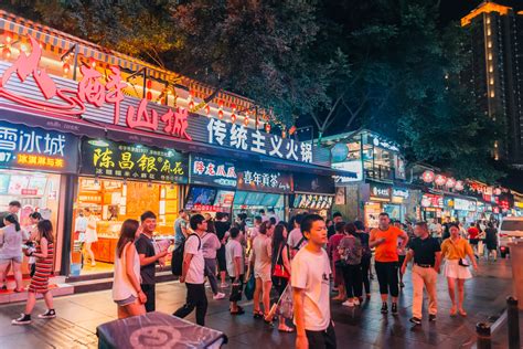 杭州10大最出名的小吃街，河坊街和吴山夜市上榜，你去过吗？