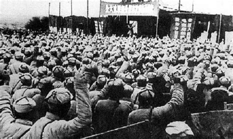1949年11月11日中国人民解放军空军成立 - 历史上的今天