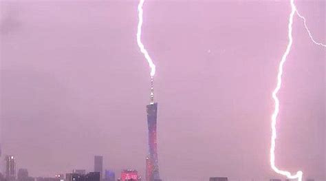都在等暴雨？北京朝阳、通州已出现降雨，但强降雨主体还在路上！雷电、暴雨、地质灾害三预警已生效… | 每经网