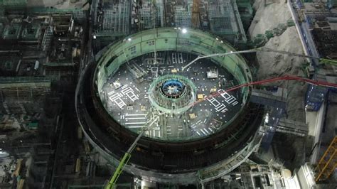徐大堡核电3号机组干保护吊装就位