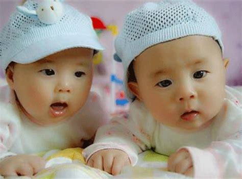 双胞胎宝宝男孩子起名网生辰八字免费取名测名打分 - 运势无忧