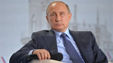 普京4次当选俄罗斯总统，任期长达20年，想令他下台有多难？|普京|俄罗斯|任期_新浪新闻