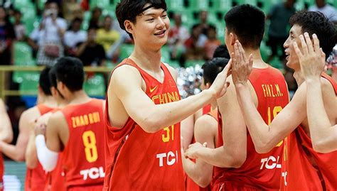 世预赛中国男篮大胜中国台北 提前晋级下一阶段_手机新浪网