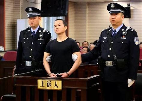上海“杀妻藏尸案”一审宣判：凶手朱晓东被判死刑_凤凰资讯