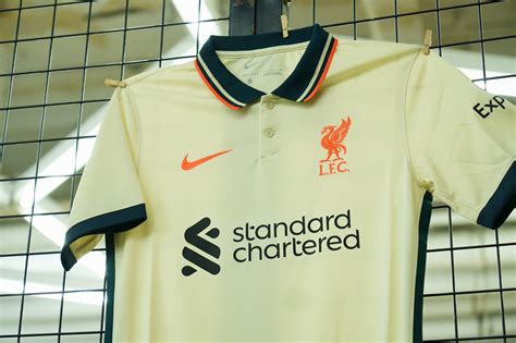 利物浦2017/18赛季客场球衣正式发布 - 球衣 - 足球鞋足球装备门户_ENJOYZ足球装备网