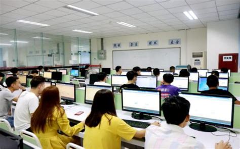 2022年计算机类专业去哪个学校学比较好 应该怎么选？_山东职校招生网