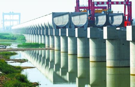 河南省人民政府门户网站 世界第一渡槽 即将跨越沙河