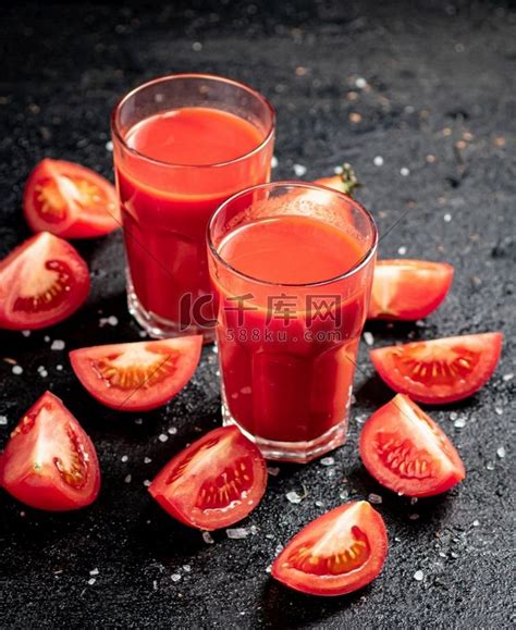 新鲜番茄汁。饮料/饮品茶高清摄影大图-千库网