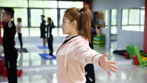 原创 韩国健身女教练，用身材征服众人，学员上一堂课都要排队！ - NOW健身-FIT|fit健身|fitness|fitapp|FIT助手 ...