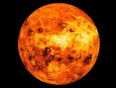 科学家首次在金星表面发现“火环”！_凤凰网