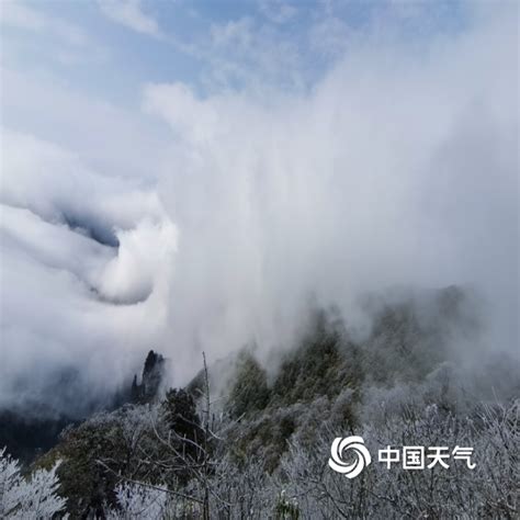 限量版美景！贵州梵净山惊现瀑布云海奇观-图片-中国天气网