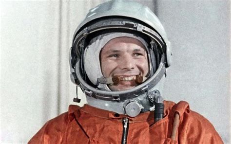 纪念迈出人类太空第一步的人——前苏联宇航员阿列克谢·列昂诺夫 （Al