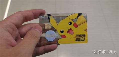 钱包储蓄卡/信用卡样机图素材 Credit card mockup with wallet – 设计小咖