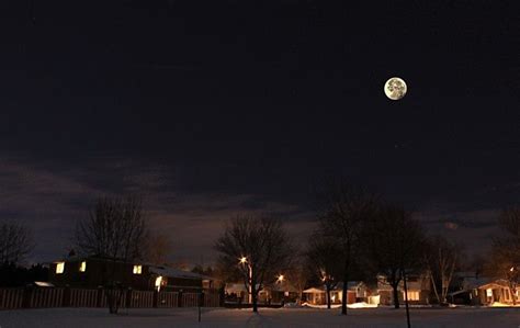 雪夜路灯图片素材-正版创意图片400921961-摄图网