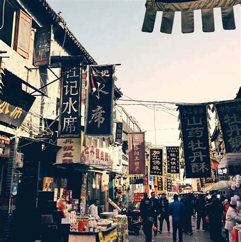 河南洛阳：夜市人气旺-人民图片网