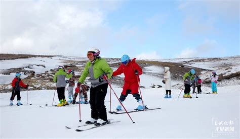 冰雪旅游大数据发布啦！滑雪成冬季周边游热门_雪乐山室内滑雪培训学校