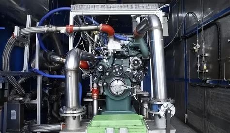 重汽·潍柴动力发布商业化氢内燃机重卡_卡车之家