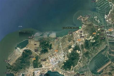 中华航运网 - 大连长兴岛开发区造船业崩盘 石化项目落地寥寥