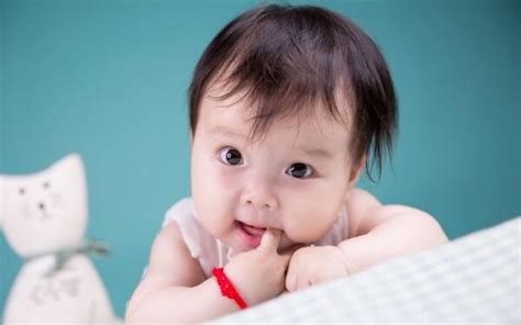 8月份出生的宝宝取名可以参考什么 可以借鉴一些寓意吉利的词组-周易起名-国学梦