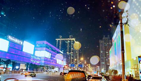 湖北武汉市洪山区街道口未来城LED广告牌-户外专题新闻-媒体资源网资讯频道