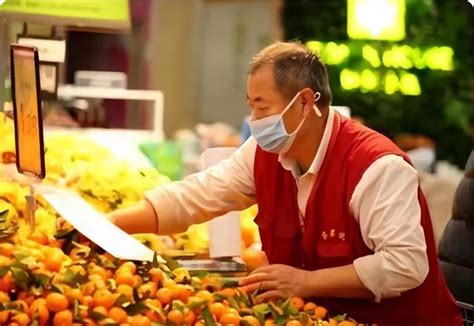 在南京开家65平方的小超市，进货门面装修费用下来需要多少钱