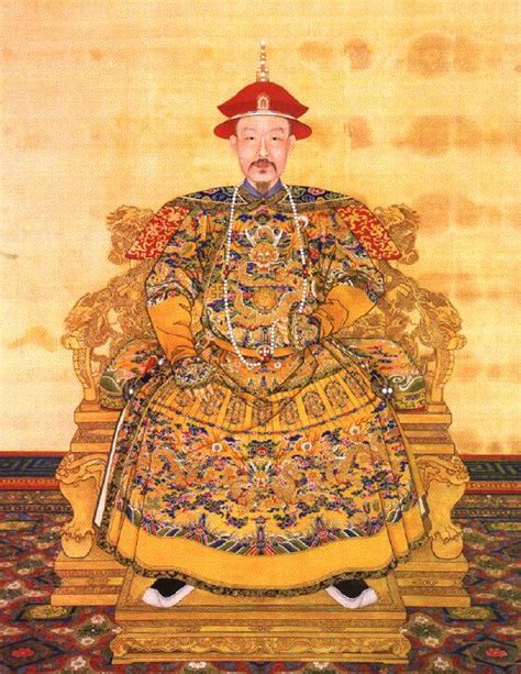 是不是清代的皇帝就只能穿黄袍呢？_张雄艺术网