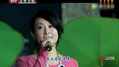 《2012北京卫视中秋晚会》北京媳妇儿刘若英演唱经典歌曲《为爱痴狂》_腾讯视频