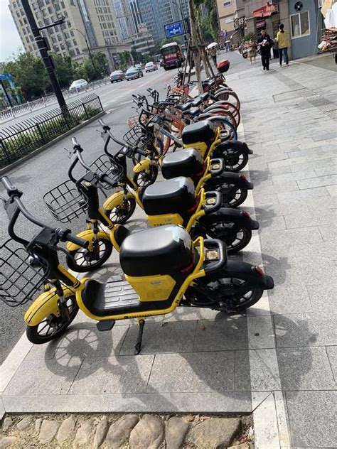 共享单车涨价了，杭州街头共享电动车，能活下来吗
