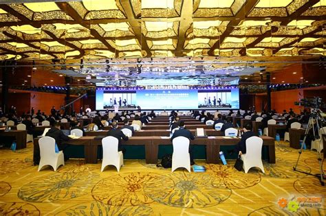 第十一届APEC中小企业技术交流暨展览会主论坛在西安举办 - 中小企业 APEC - 工控新闻
