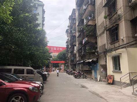 想在武汉买一套房，但是人不在武汉上班，武汉又有很多限购区域，有什么好建议吗 - 海棠岛