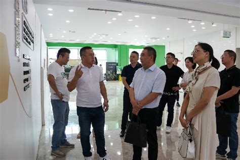 廖旭青副局长赴杭州丽水数字大厦指导孵化器创建工作
