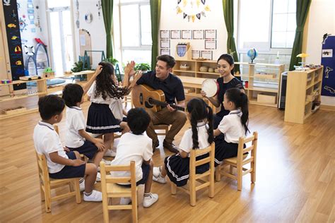 刘锐老师到我院进行当代儿童声乐教学讲解-重庆音乐学院