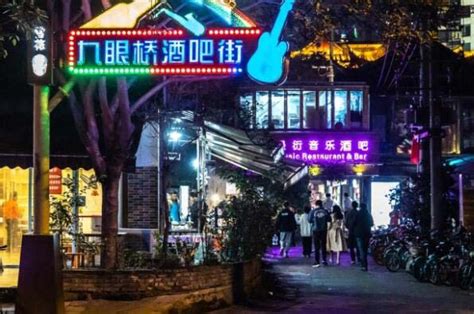 中国十大著名酒吧街，北京三里屯位居第一(3)_巴拉排行榜