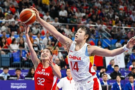 浙江杭州：中国女篮卫冕亚运会冠军-人民图片网