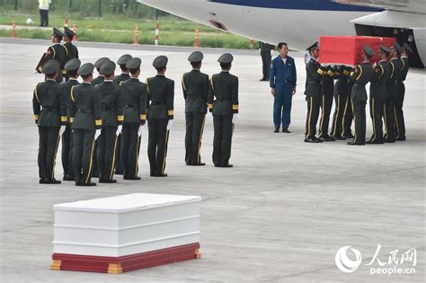 外交部：中国累计派出维和人员近4万人次 共17人牺牲|界面新闻 · 中国