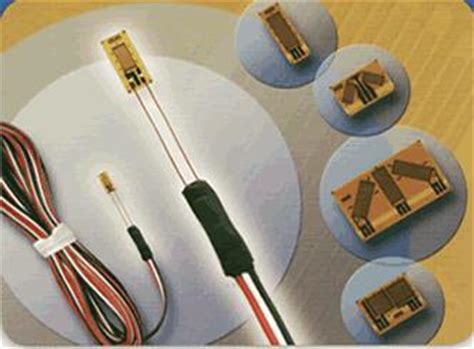 位移传感器共有几种型号，具有哪些特性