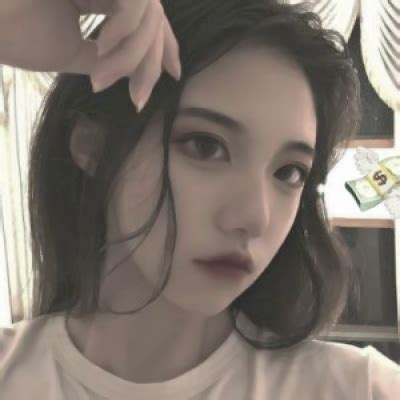 自拍头像甜美女生头像
