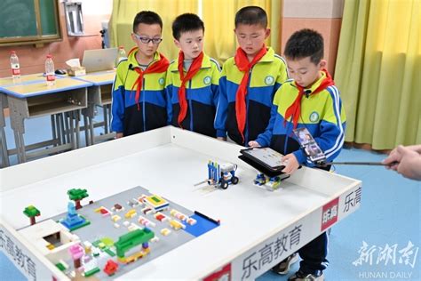 广州市教育局网站-广州市科技劳动教育暨学生信息素养提升实践现场交流活动顺利举行