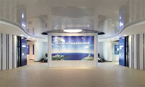 威海海洋科技馆是威海市打造的一座公益性海洋主题科技馆，旨在进一步提高公众海洋意识、普及海洋科学知识、展示海洋科技成果、激发海洋创新活力。